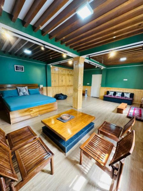 Dhames Home : Luxurious-Isolated-Panoramic view